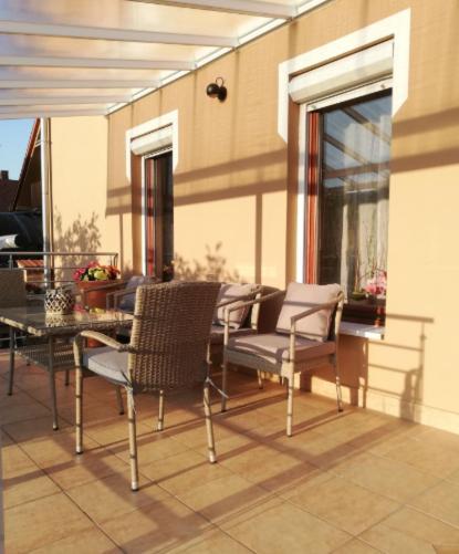 Kristaly Apartmanhaz ชาร์วาร์ ภายนอก รูปภาพ